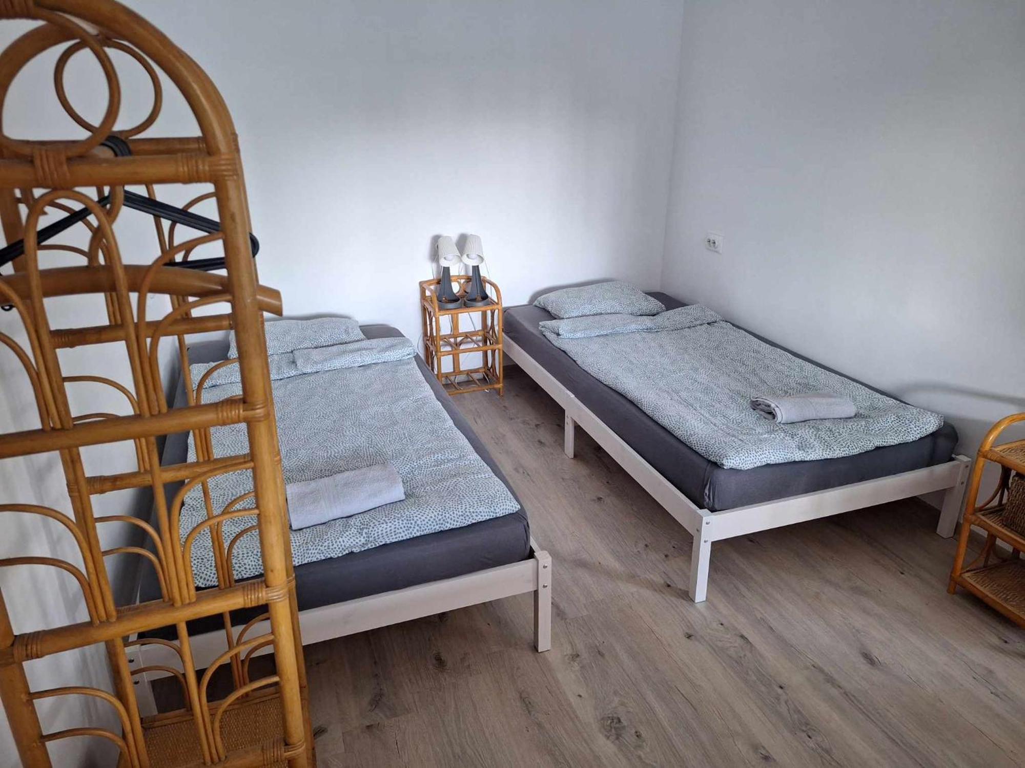 Sarga311 Ueduelohaz Szeged Villa Eksteriør billede